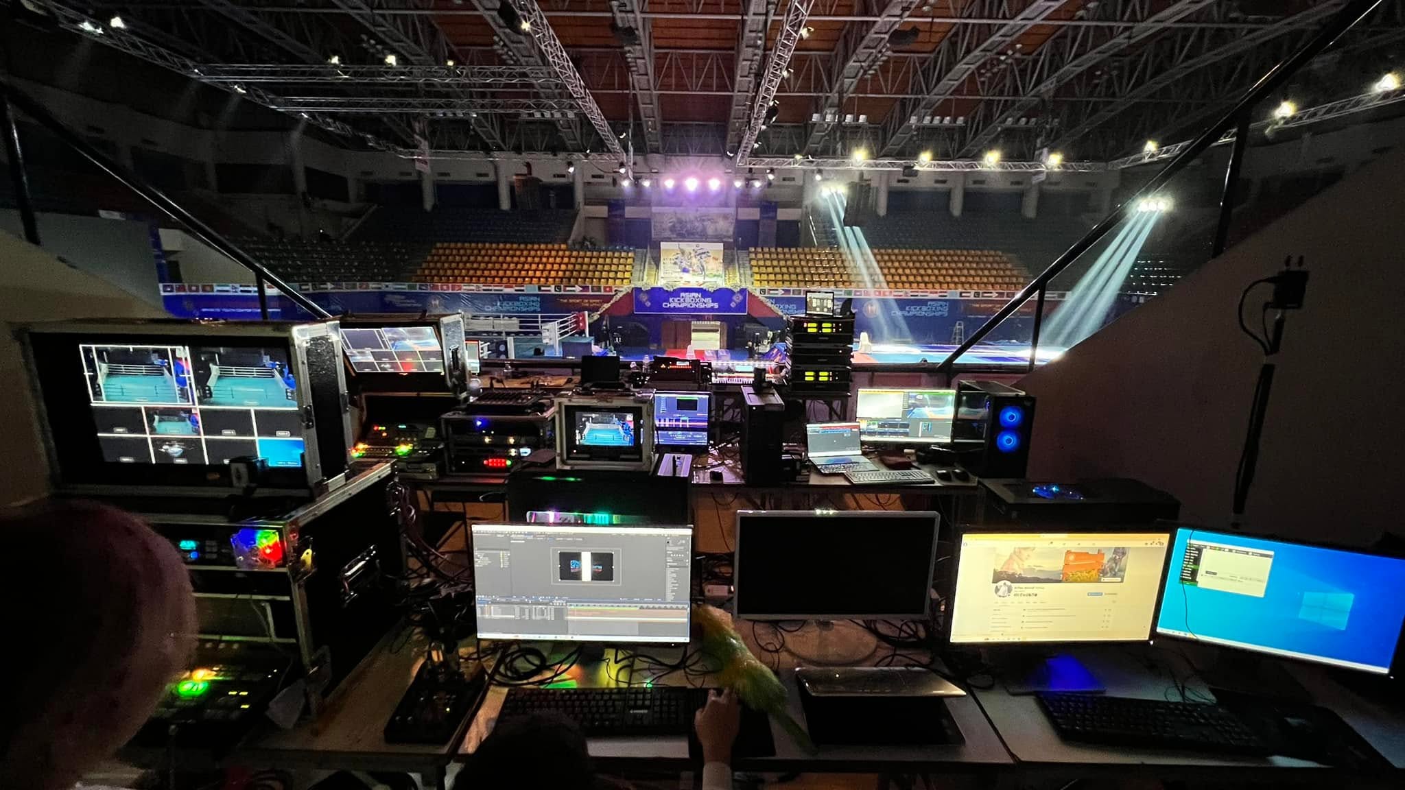 ทีมควบคุมภาพและระบบเทคนิคหลังเวที